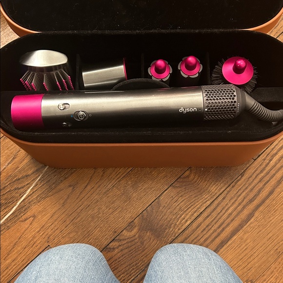 Dyson Other - Dyson multi styler and dryer set